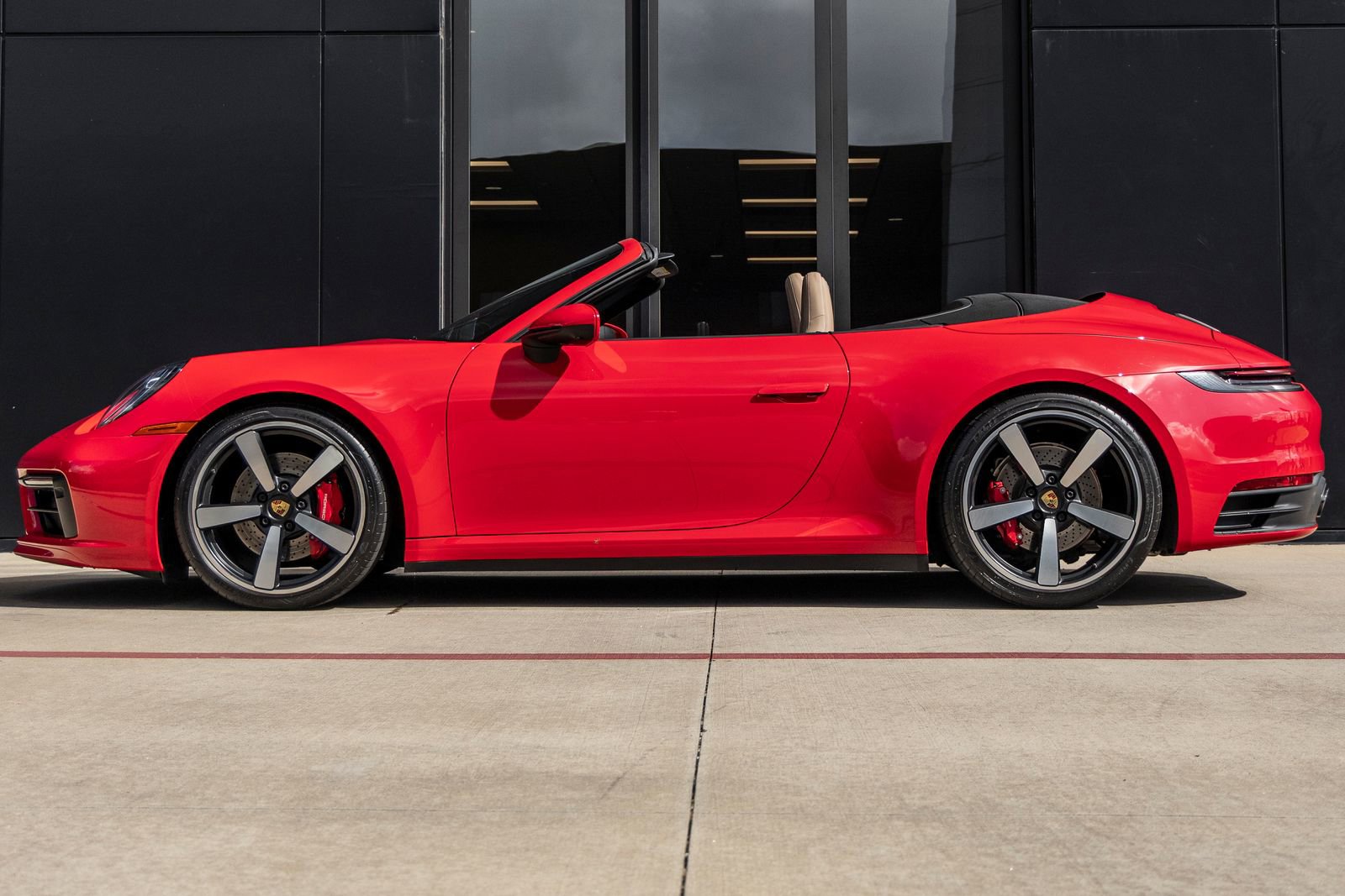 Certified 2021 Porsche 911 Carrera 4S video 2