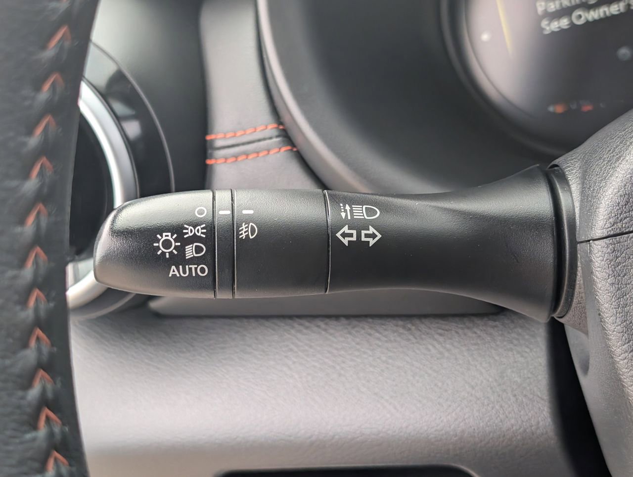 Used 2023 Nissan Kicks SR FWD image 24