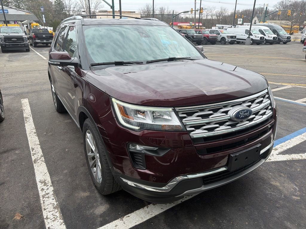 Used 2019 Ford Explorer Limited w/ Ford Safe & Smart Package image 3