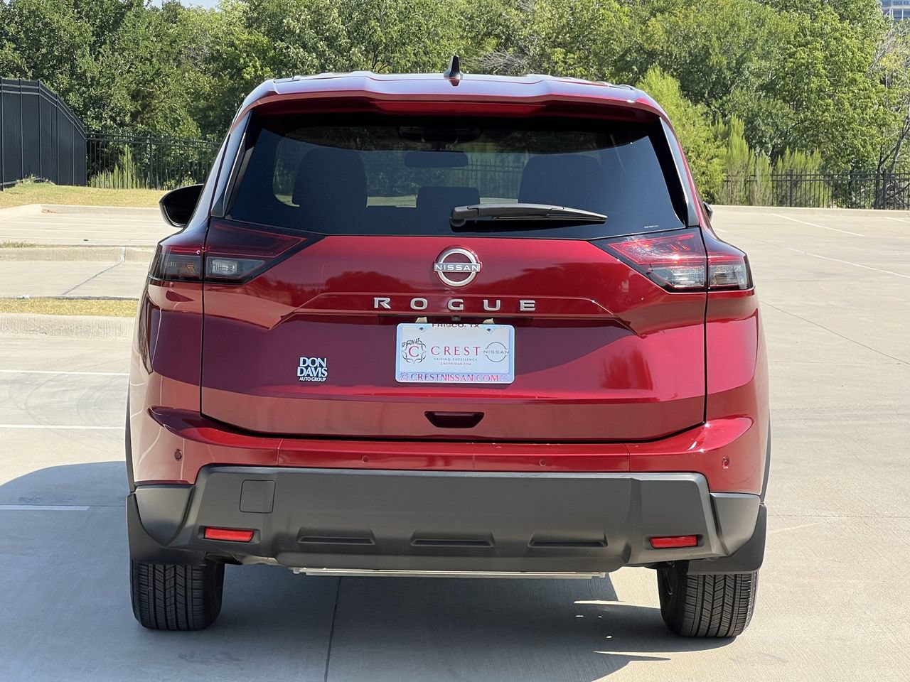 Used 2025 Nissan Rogue S FWD image 5