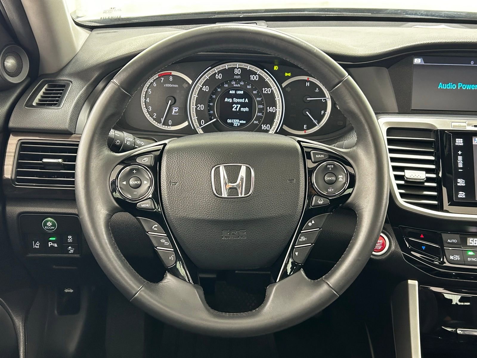 Used 2017 Honda Accord Touring image 12