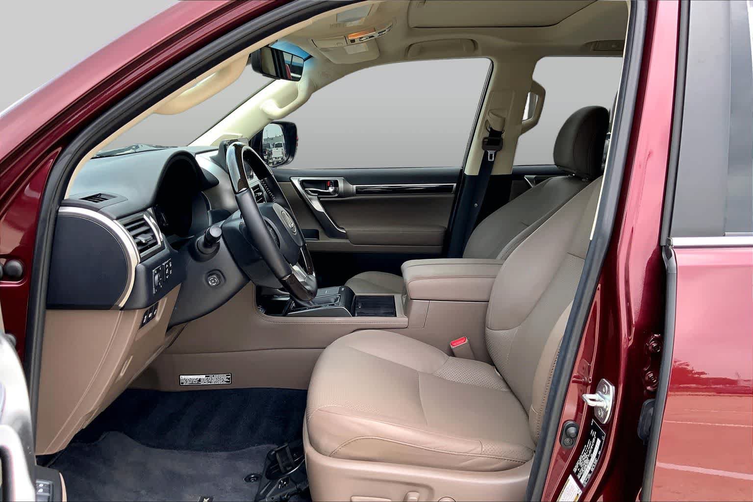 Used 2022 Lexus GX 460 Luxury w/ Sport Design Package AWD/4WD image 8