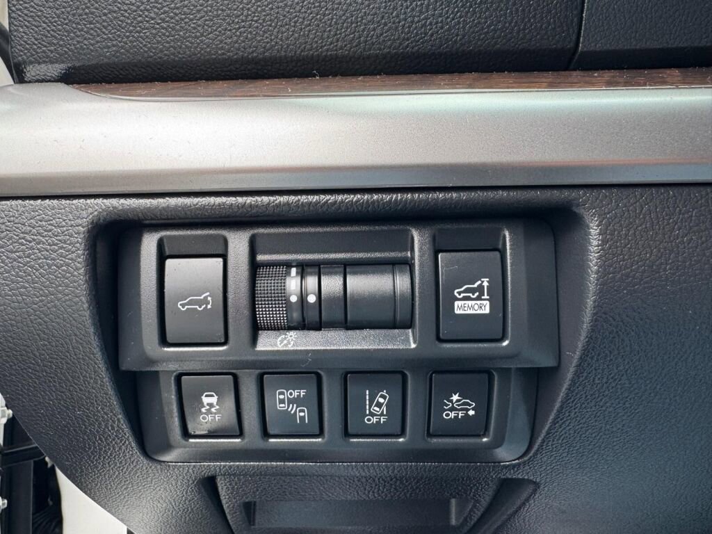 Used 2018 Subaru Outback 2.5i Limited image 19