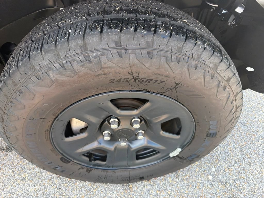 Used 2025 Jeep Wrangler Sport AWD/4WD image 12