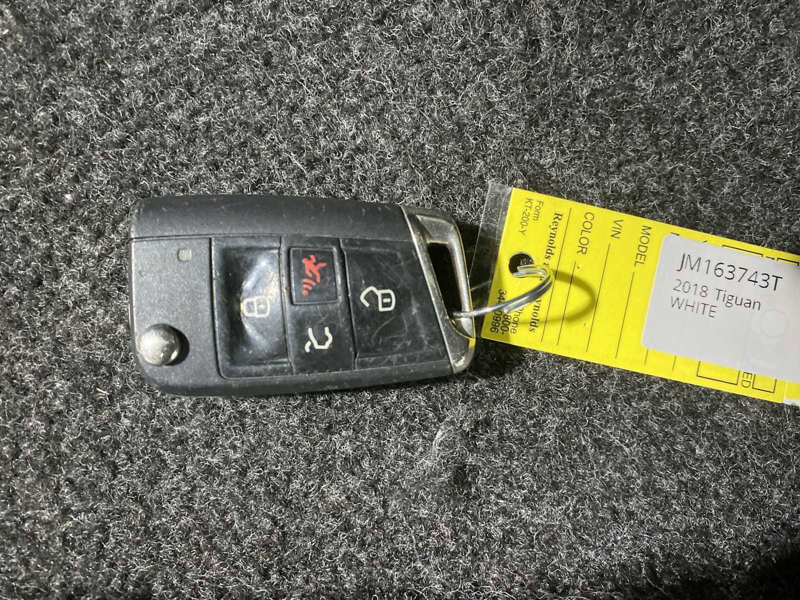 Used 2018 Volkswagen Tiguan SE w/ 3rd Row Seat Package image 20