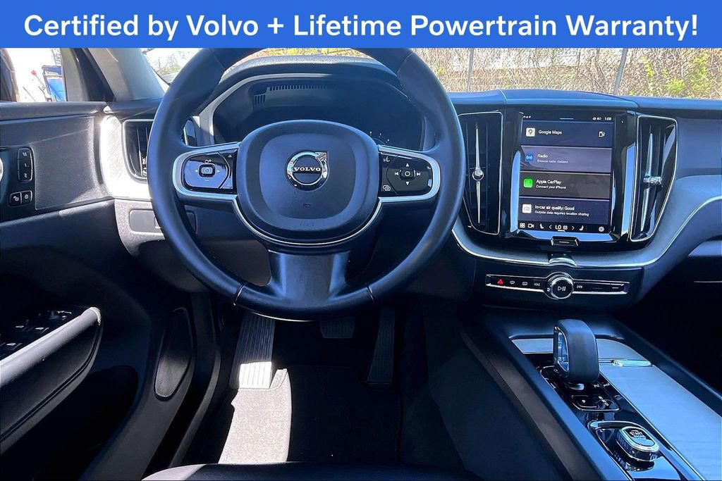 Used 2025 Volvo XC60 B5 Plus image 8