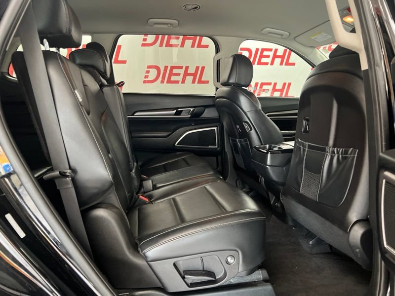 Certified 2024 Kia Telluride LX FWD image 10