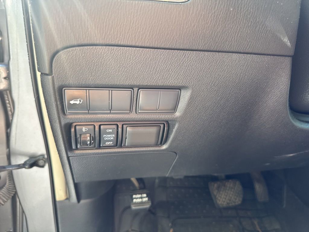 Used 2018 Nissan Armada SV w/ Driver Package RWD image 8