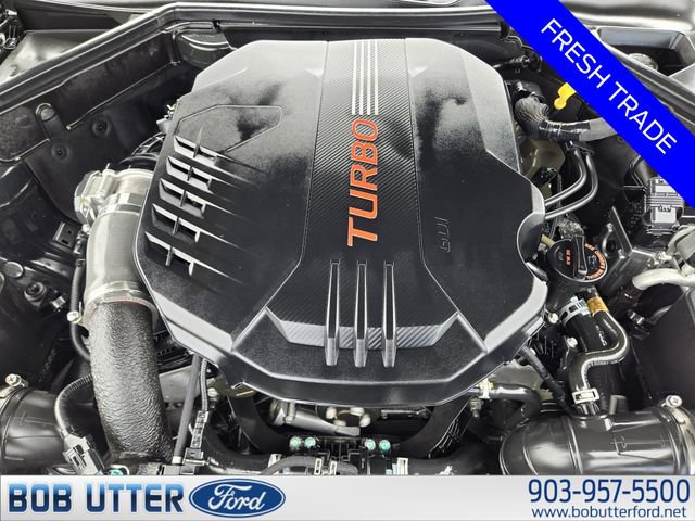 Used 2022 Kia Stinger GT1 w/ Red Interior Color Package RWD image 30