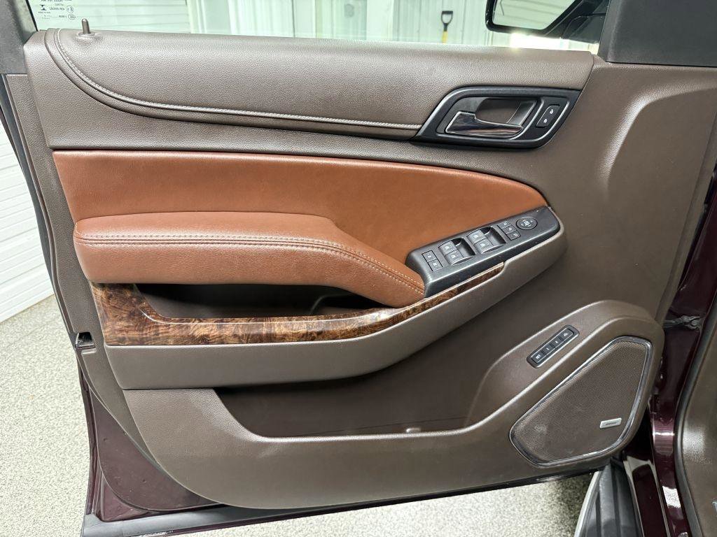 Used 2017 Chevrolet Suburban Premier image 40