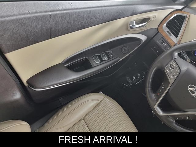 Used 2015 Hyundai Santa Fe Sport 2.0T w/ Option Group 05 FWD image 31