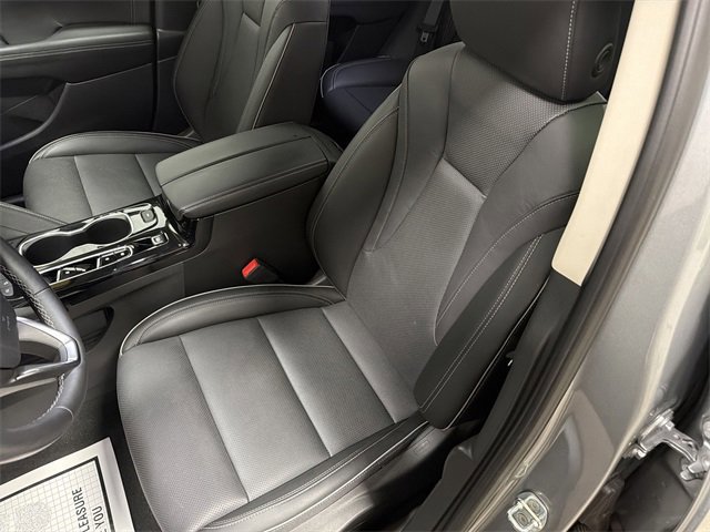 Used 2023 Buick Envision Essence image 50