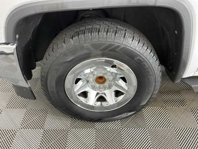 Used 2017 GMC Sierra 1500 2WD Regular Cab image 18