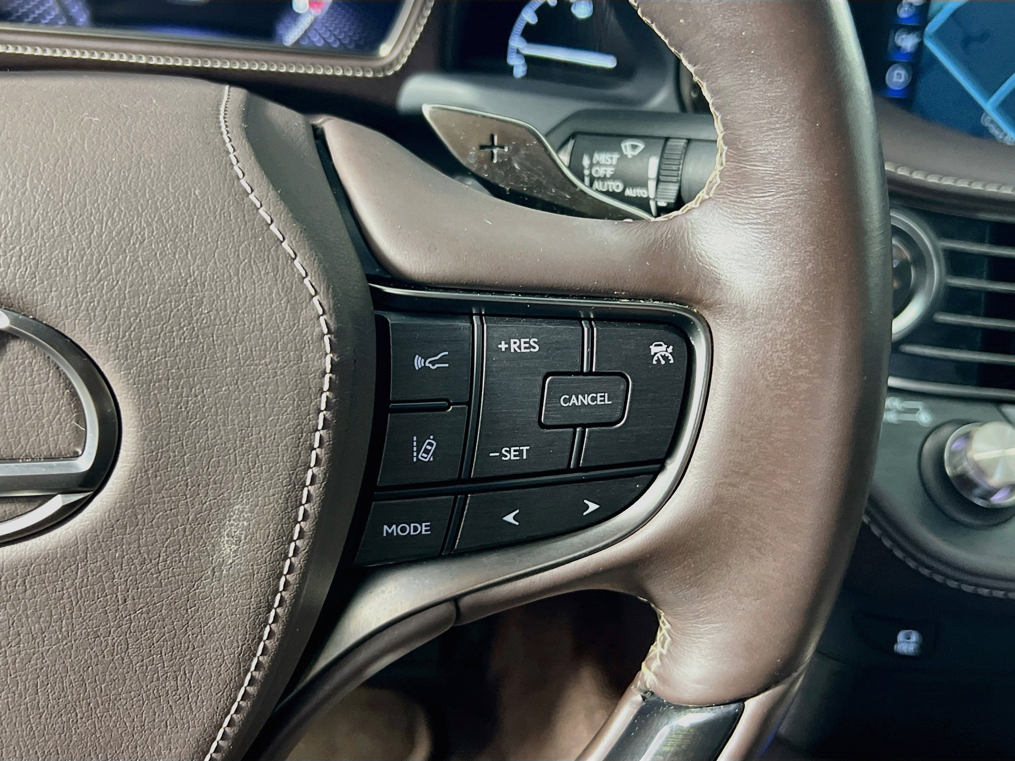 Used 2020 Lexus LS 500 AWD w/ Interior Upgrade Package image 19