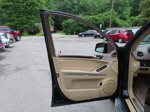 Used 2012 Mercedes-Benz GL 450 4MATIC image 20