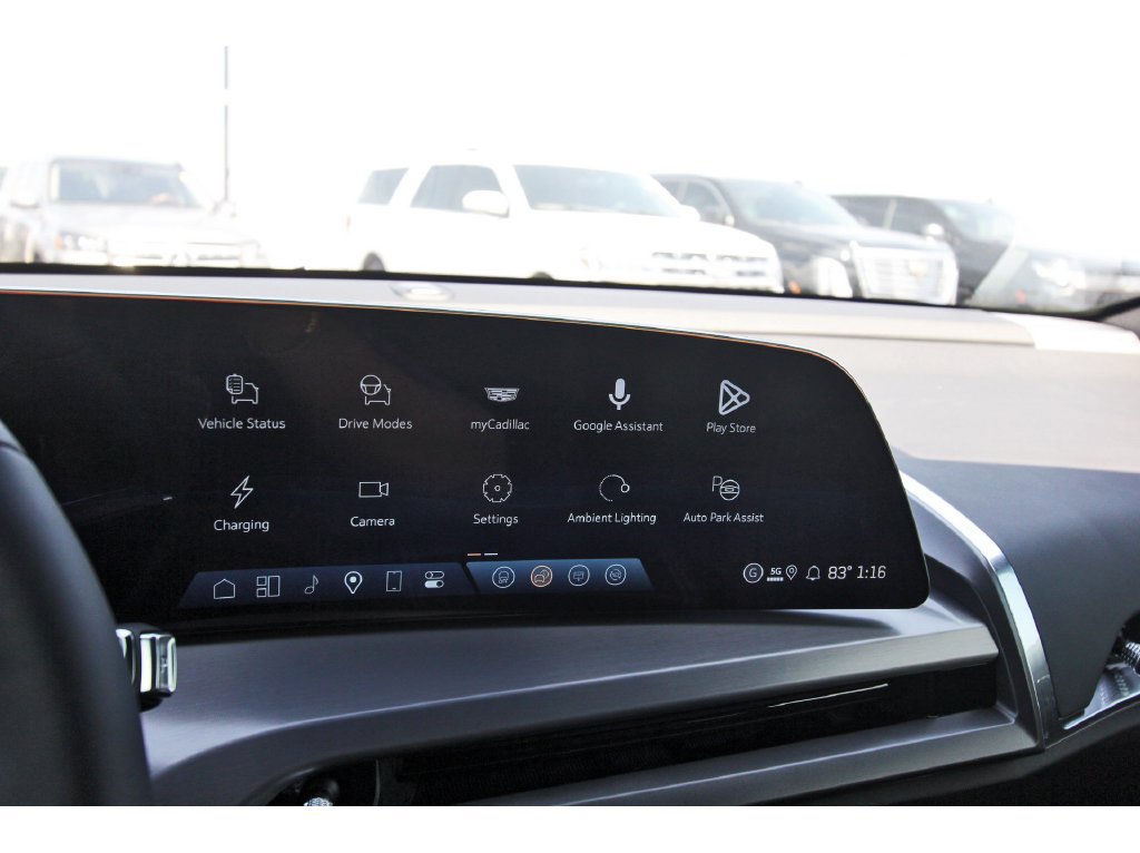New 2027 Cadillac Vistiq Luxury AWD/4WD image 17