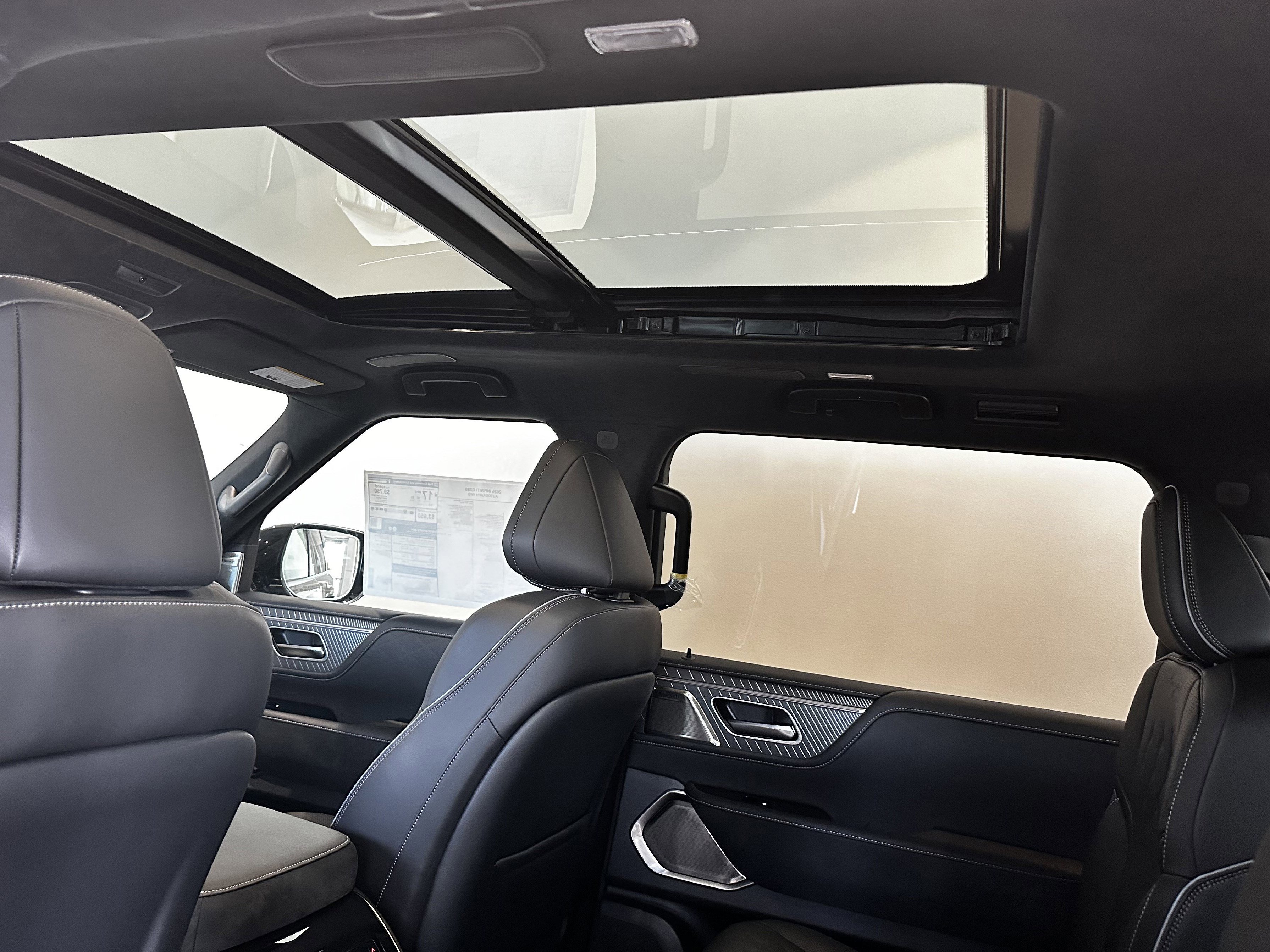 New 2026 INFINITI QX80 Autograph image 8