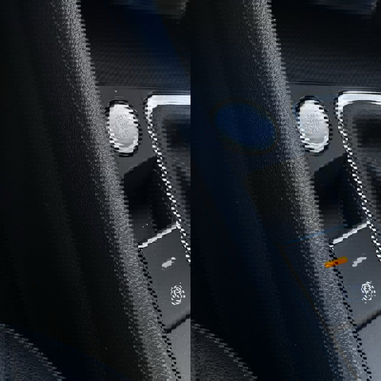 Used 2024 Volkswagen Jetta SE image 16