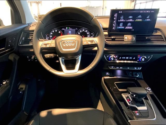 Certified 2023 Audi Q5 Premium w/ Convenience Package AWD/4WD image 11