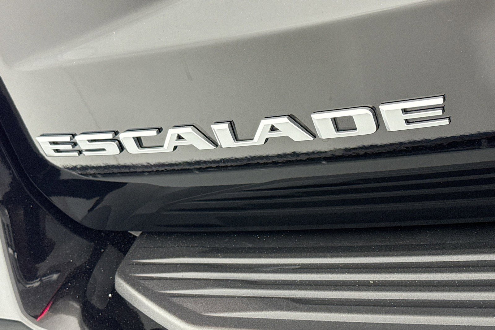 Used 2024 Cadillac Escalade Sport Platinum image 9