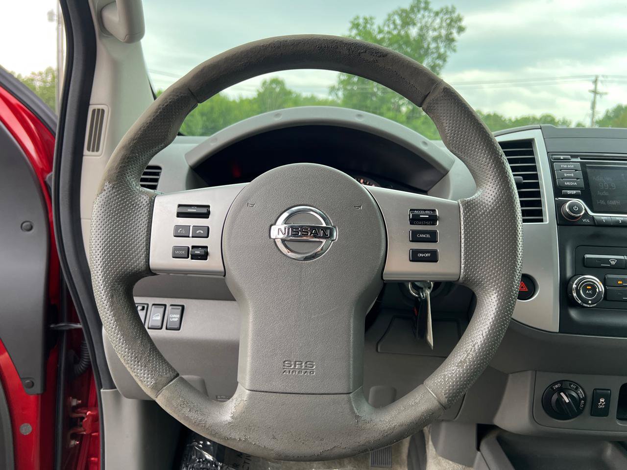 Used 2016 Nissan Frontier SV AWD/4WD image 19