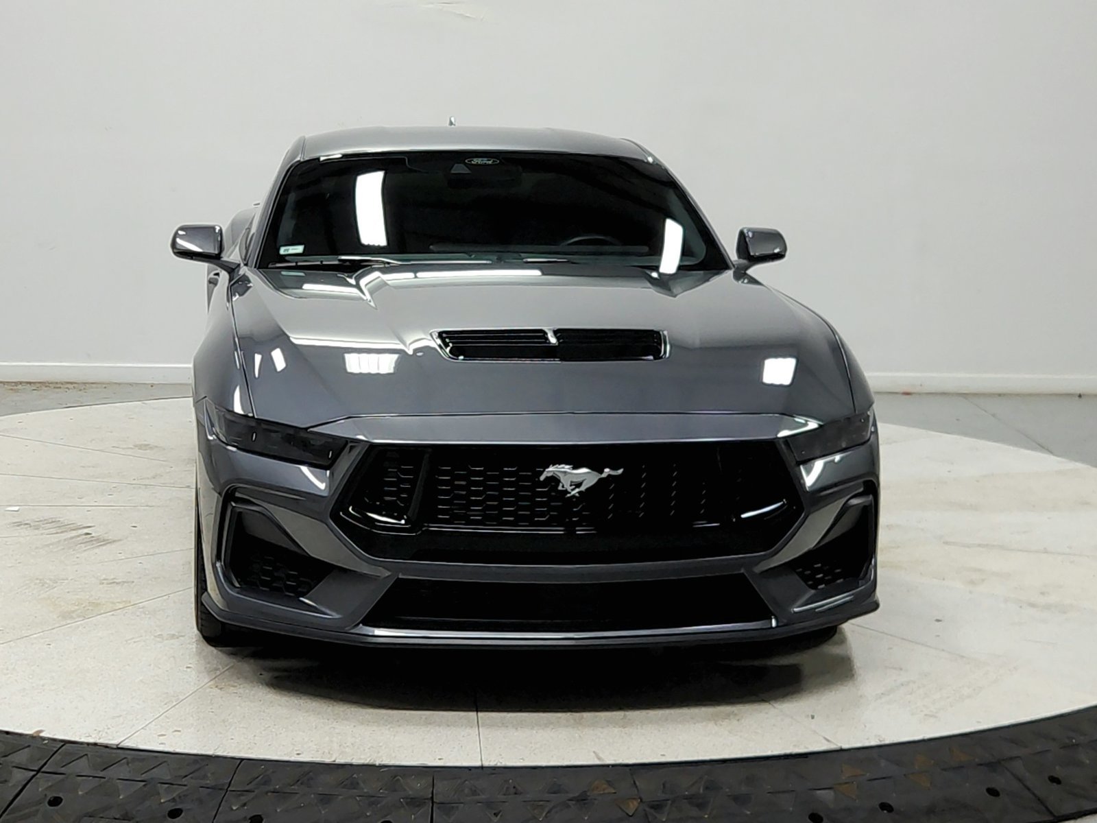Used 2025 Ford Mustang GT Premium RWD image 3