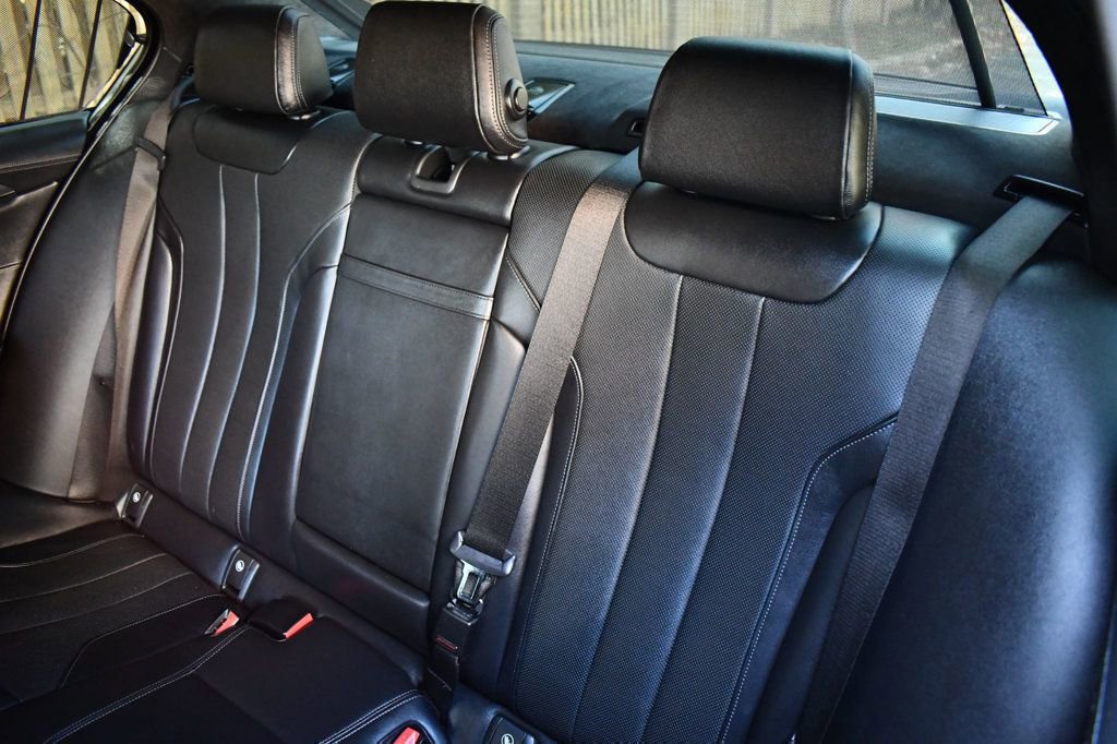 Used 2020 BMW M5 w/ Executive Package image 57