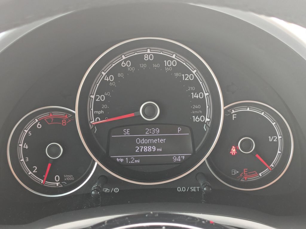 Used 2019 Volkswagen Beetle 2.0T Final Edition SEL FWD image 37