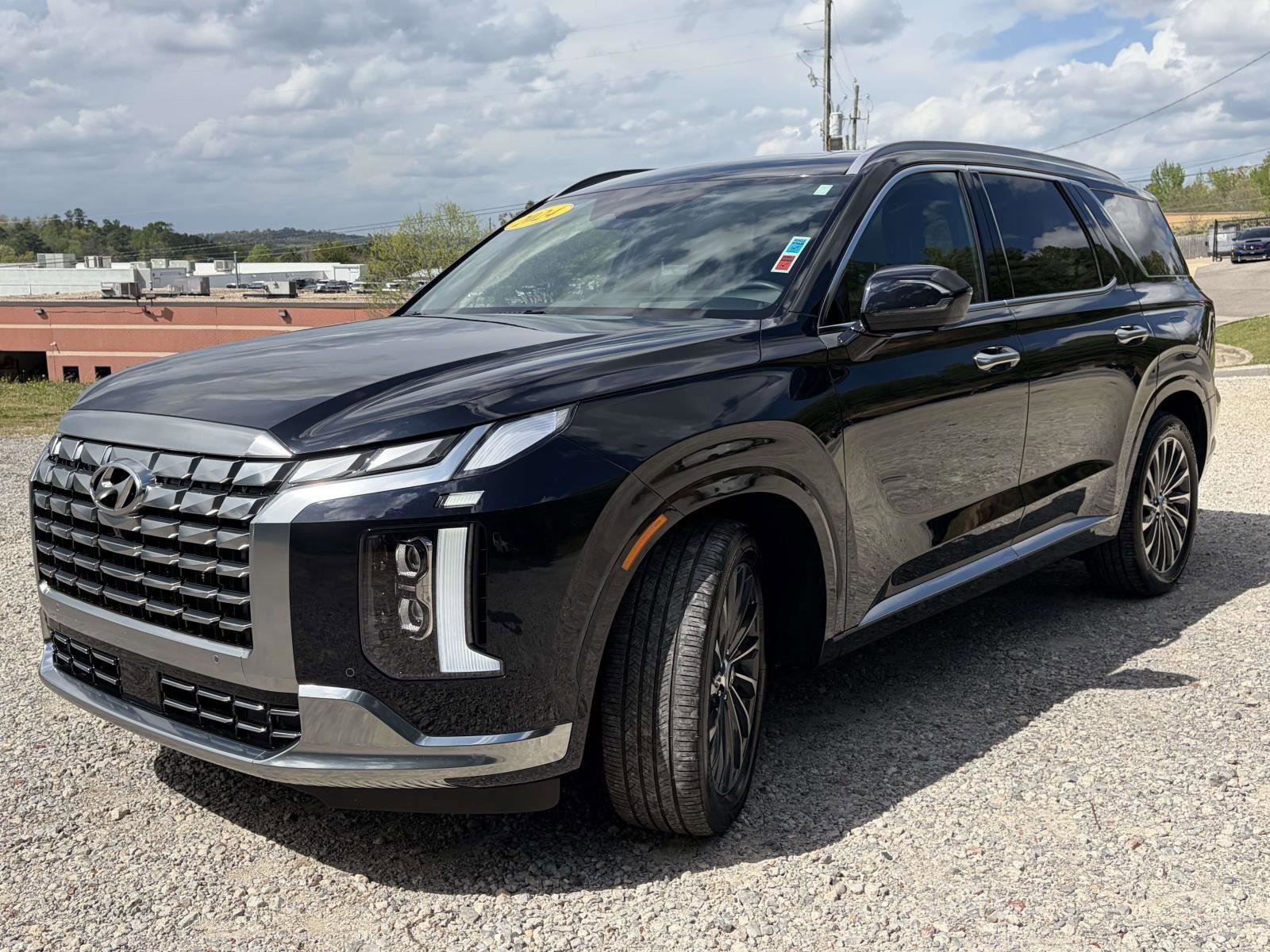 Used 2024 Hyundai Palisade Calligraphy image 24