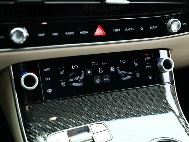 Certified 2026 Genesis GV70 3.5T Sport Prestige AWD/4WD image 41