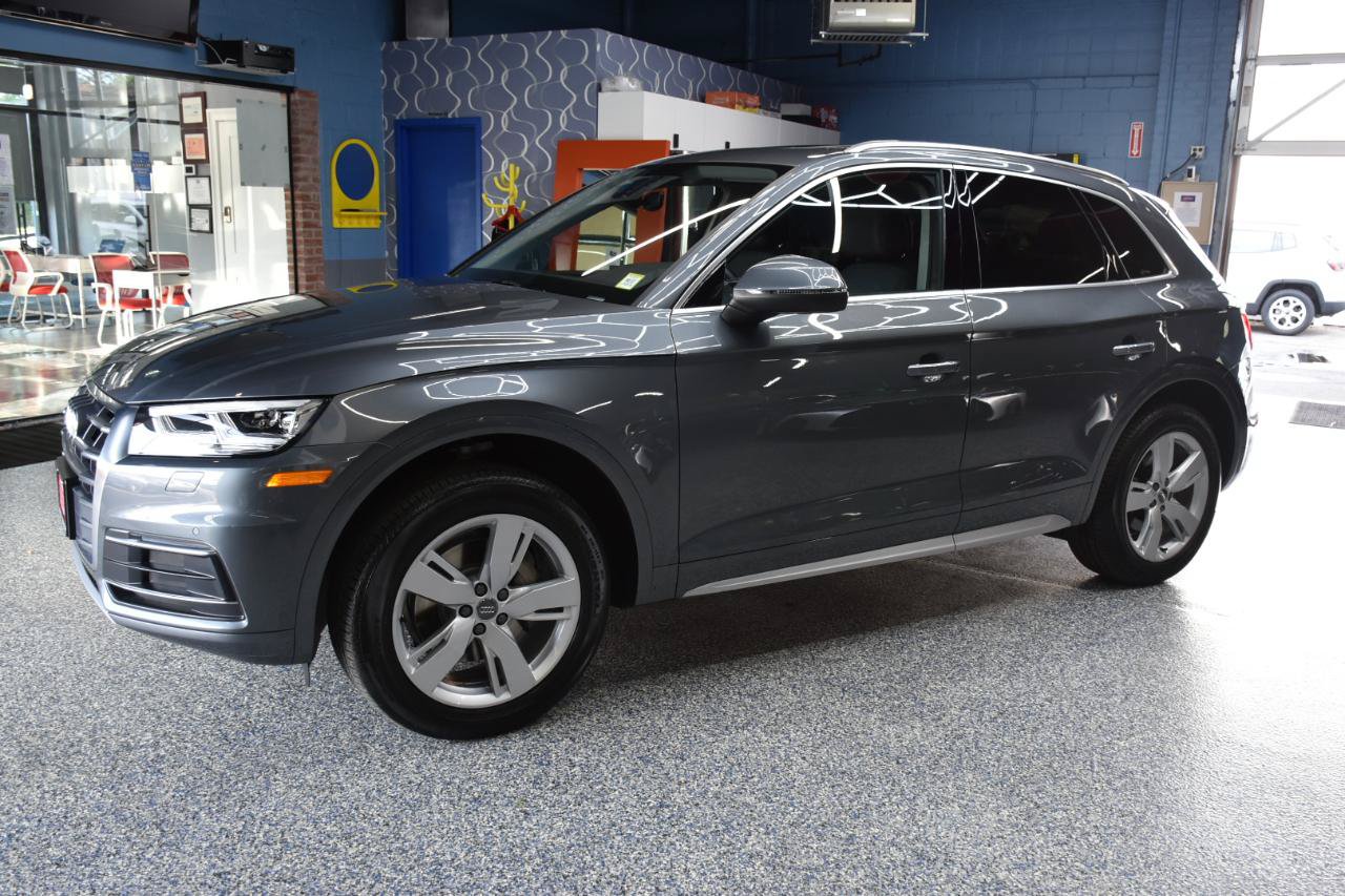 Used 2019 Audi Q5 2.0T Premium Plus w/ Premium Plus Package AWD/4WD image 9