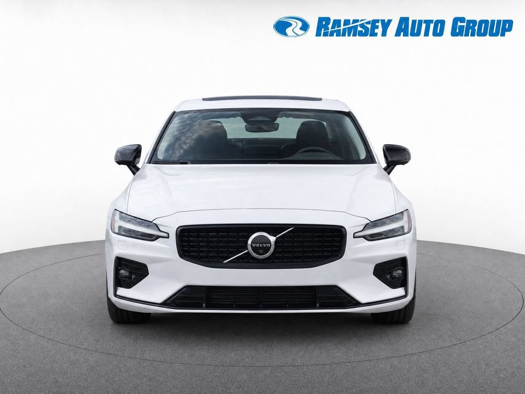 Certified 2024 Volvo S60 B5 Ultimate AWD/4WD image 5
