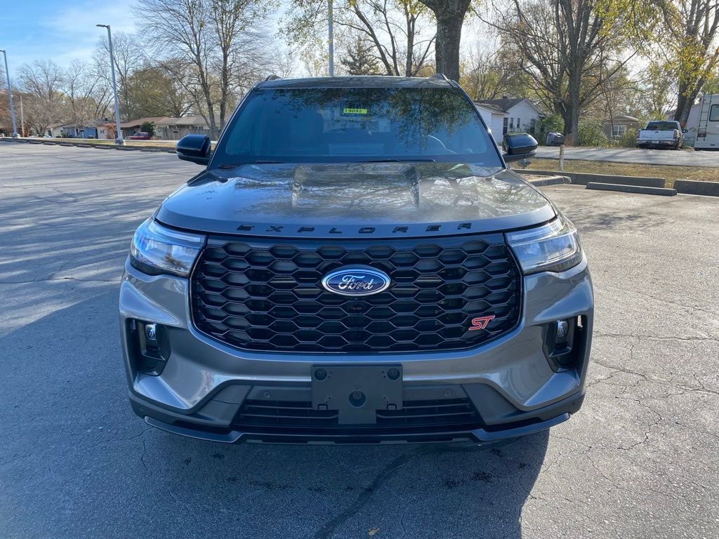 New 2026 Ford Explorer ST w/ Sun And Sound Package image 2