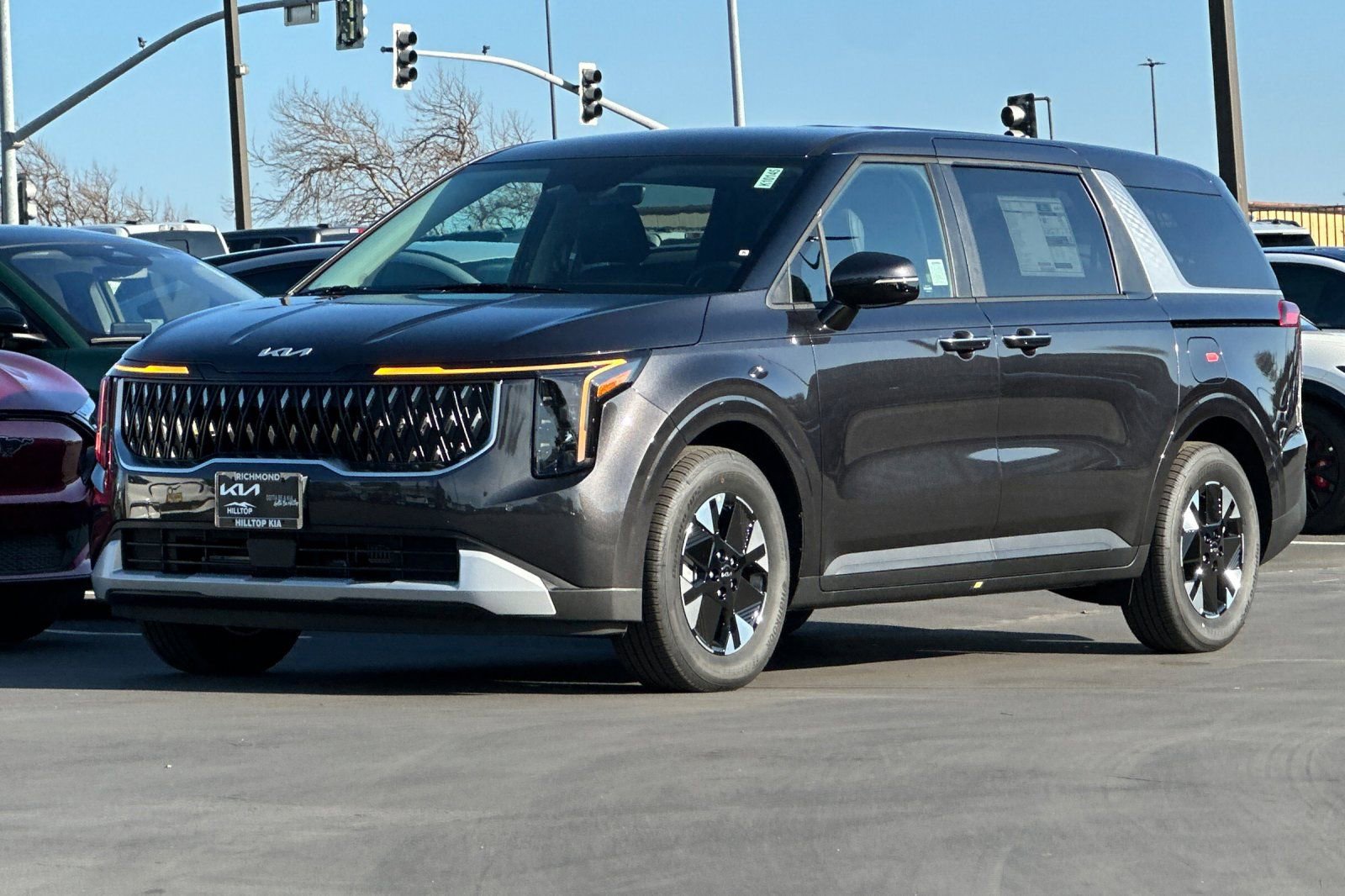 New 2026 Kia Carnival LXS image 8