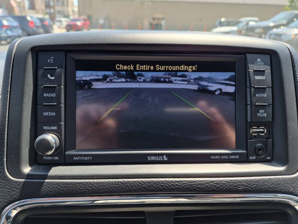 Used 2018 Dodge Grand Caravan SXT FWD image 23