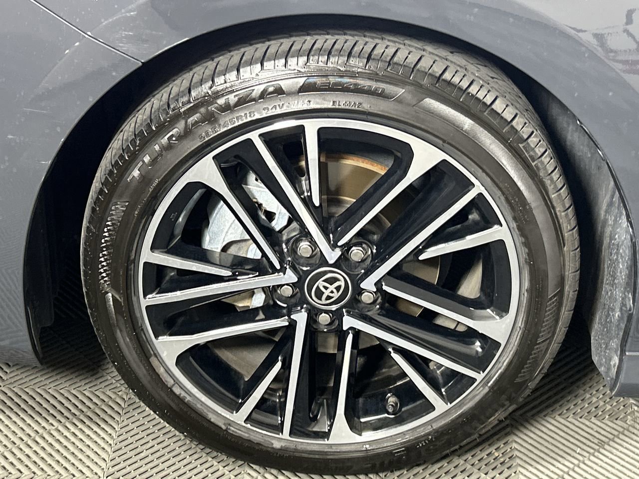 Used 2025 Toyota Camry XLE image 9