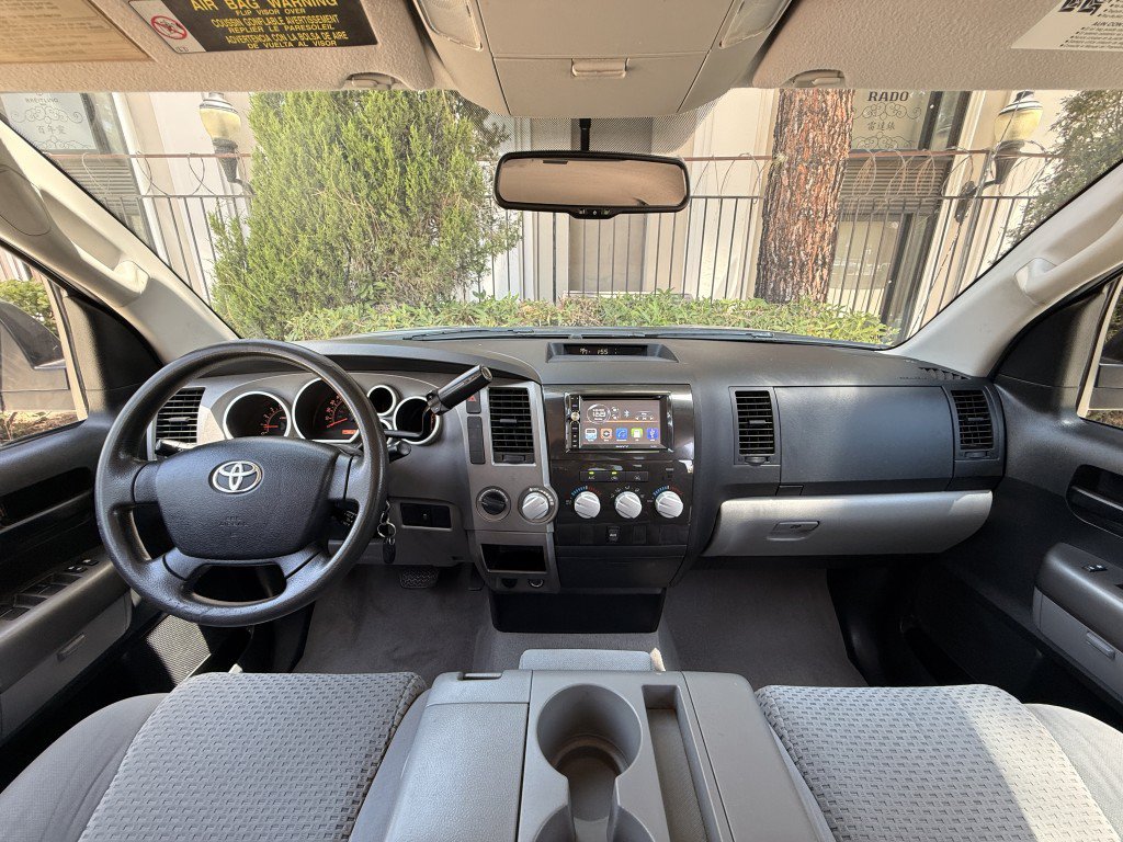 Used 2011 Toyota Tundra 4x4 Double Cab w/ Tow Pkg image 16