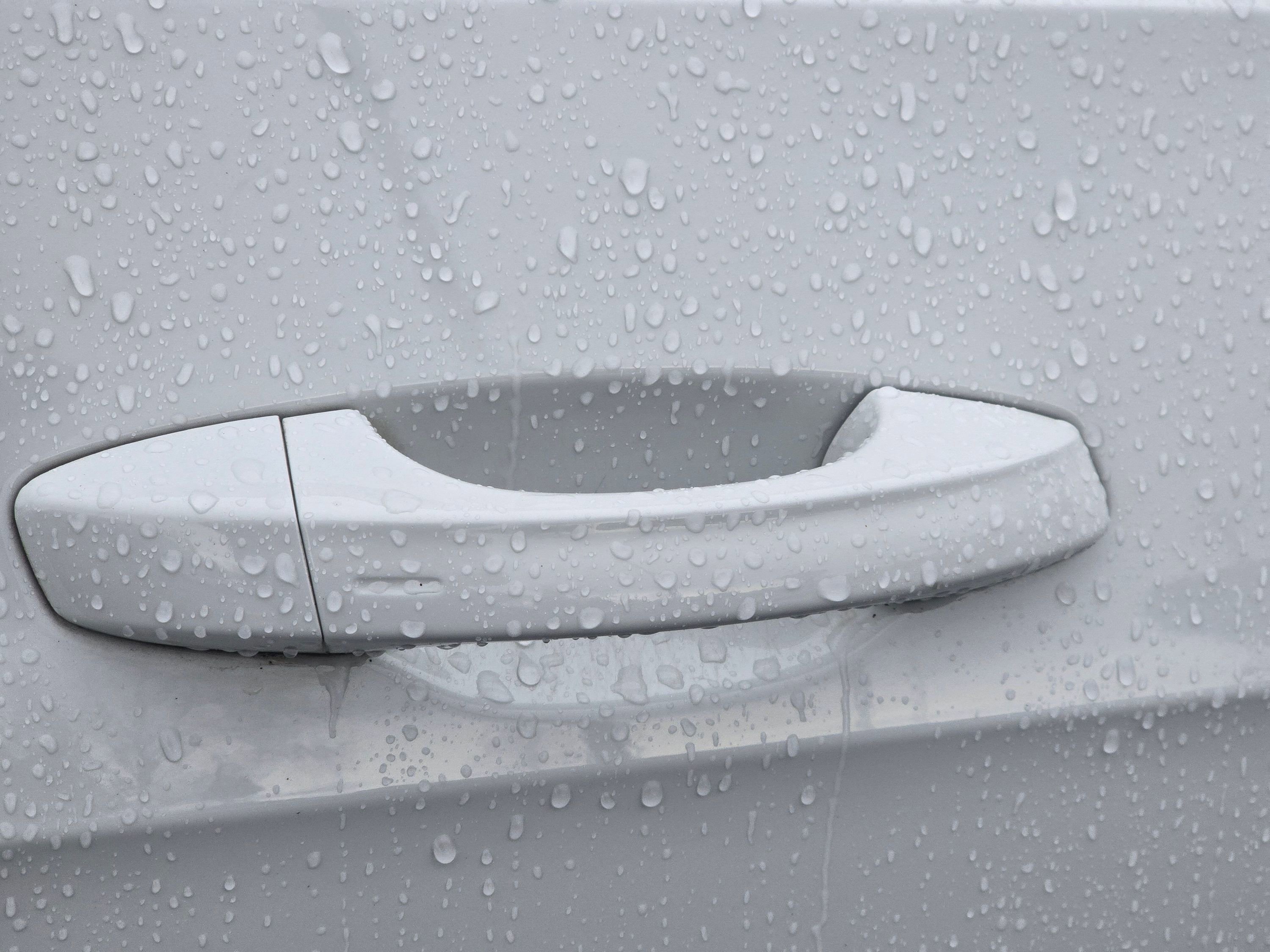 Used 2018 Volkswagen Golf SE image 27