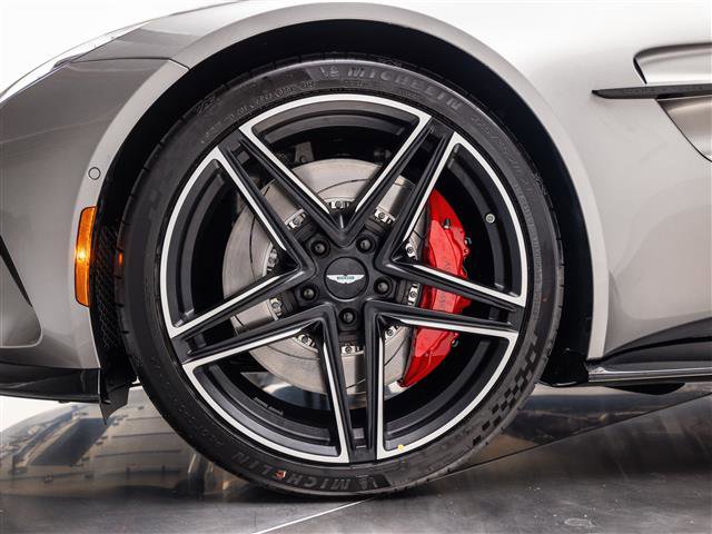 New 2026 Aston Martin V8 Vantage Coupe image 4