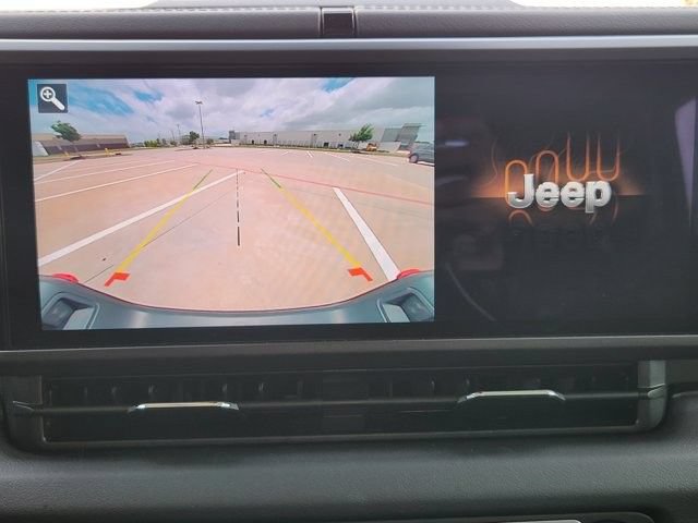 Used 2024 Jeep Gladiator Mojave w/ Convenience Group AWD/4WD image 16