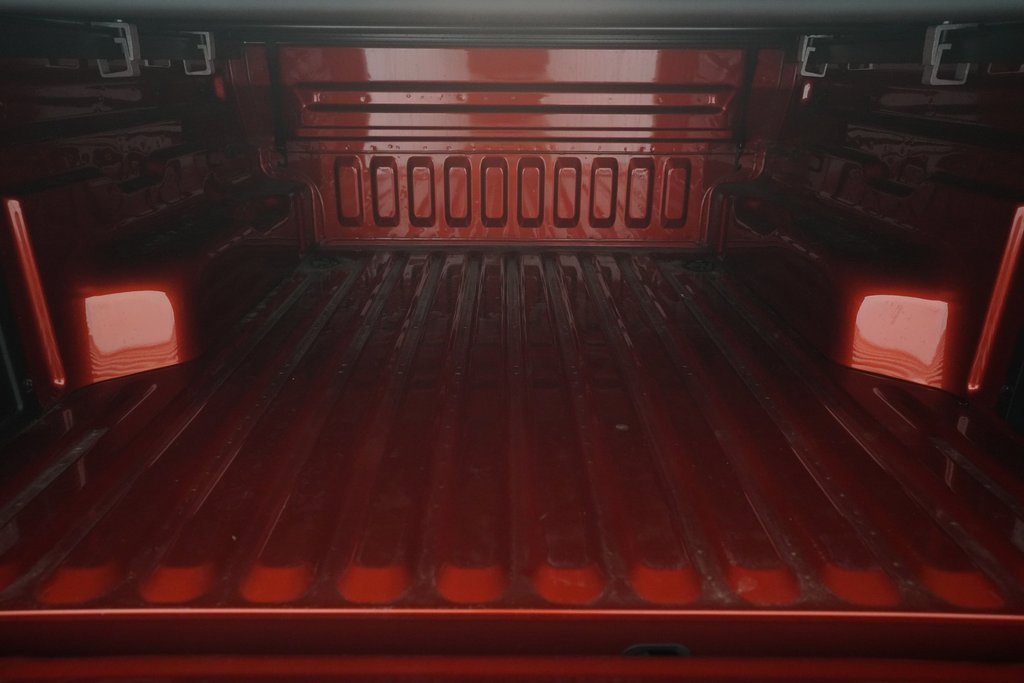 Used 2022 Ford Maverick XLT image 10