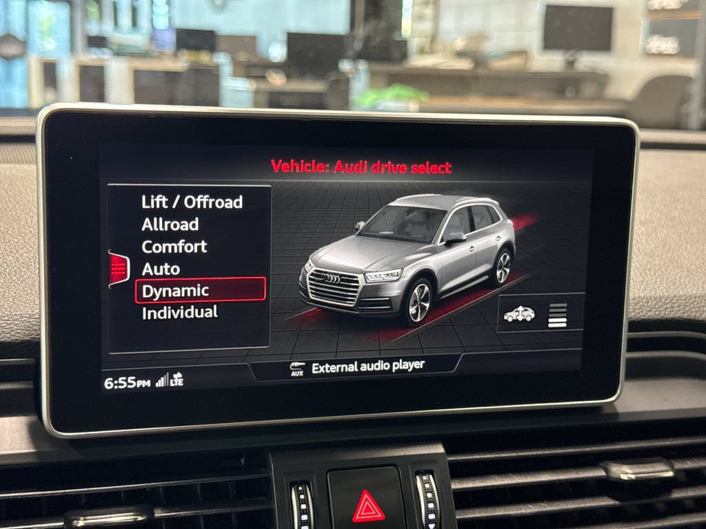 Used 2018 Audi SQ5 Prestige w/ Prestige Package AWD/4WD image 26