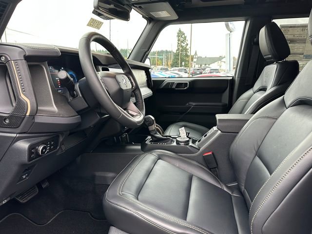 New 2025 Ford Bronco Badlands image 9