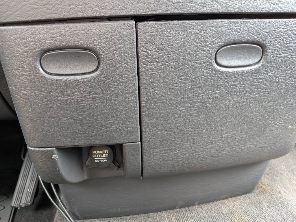 Used 2004 Dodge Ram 1500 Truck ST image 17