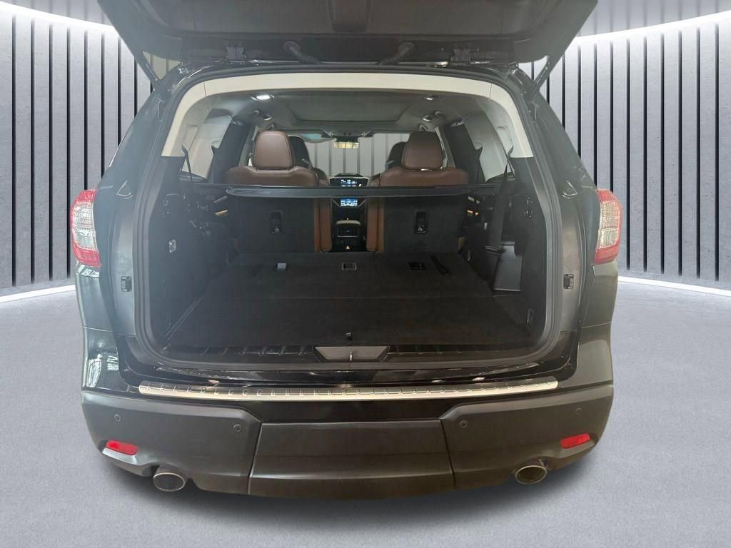 Certified 2024 Subaru Ascent Touring w/ Popular Package #2 image 9
