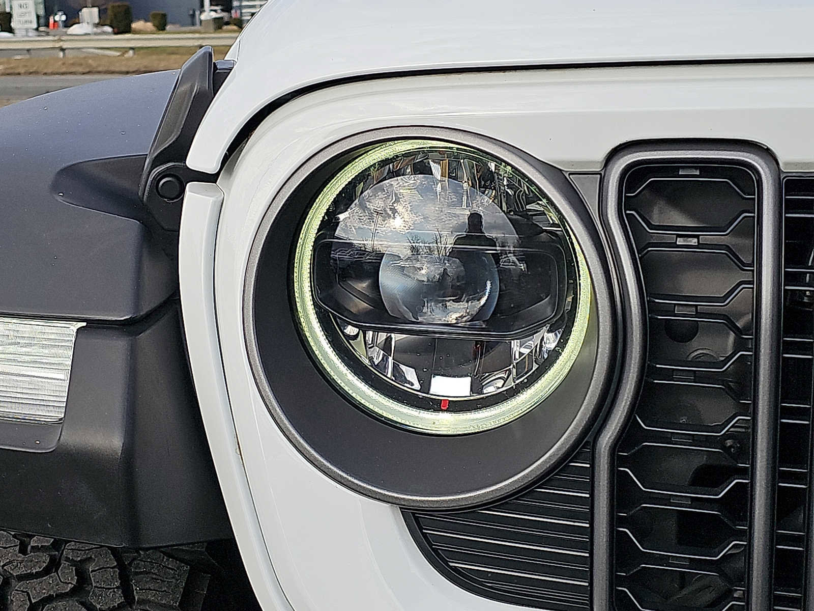 Used 2025 Jeep Wrangler Unlimited Rubicon image 9