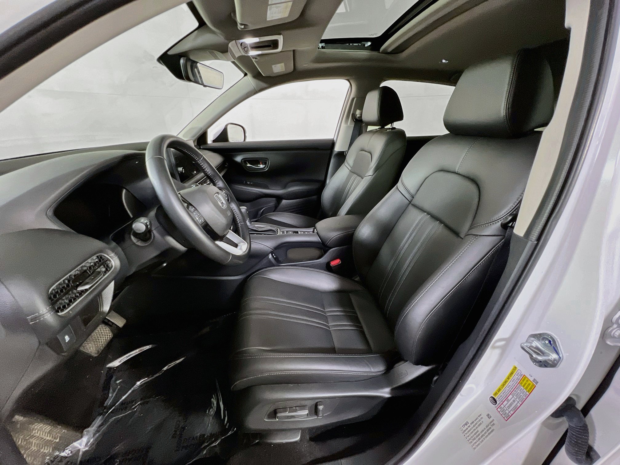 Used 2026 Honda HR-V EX-L image 19