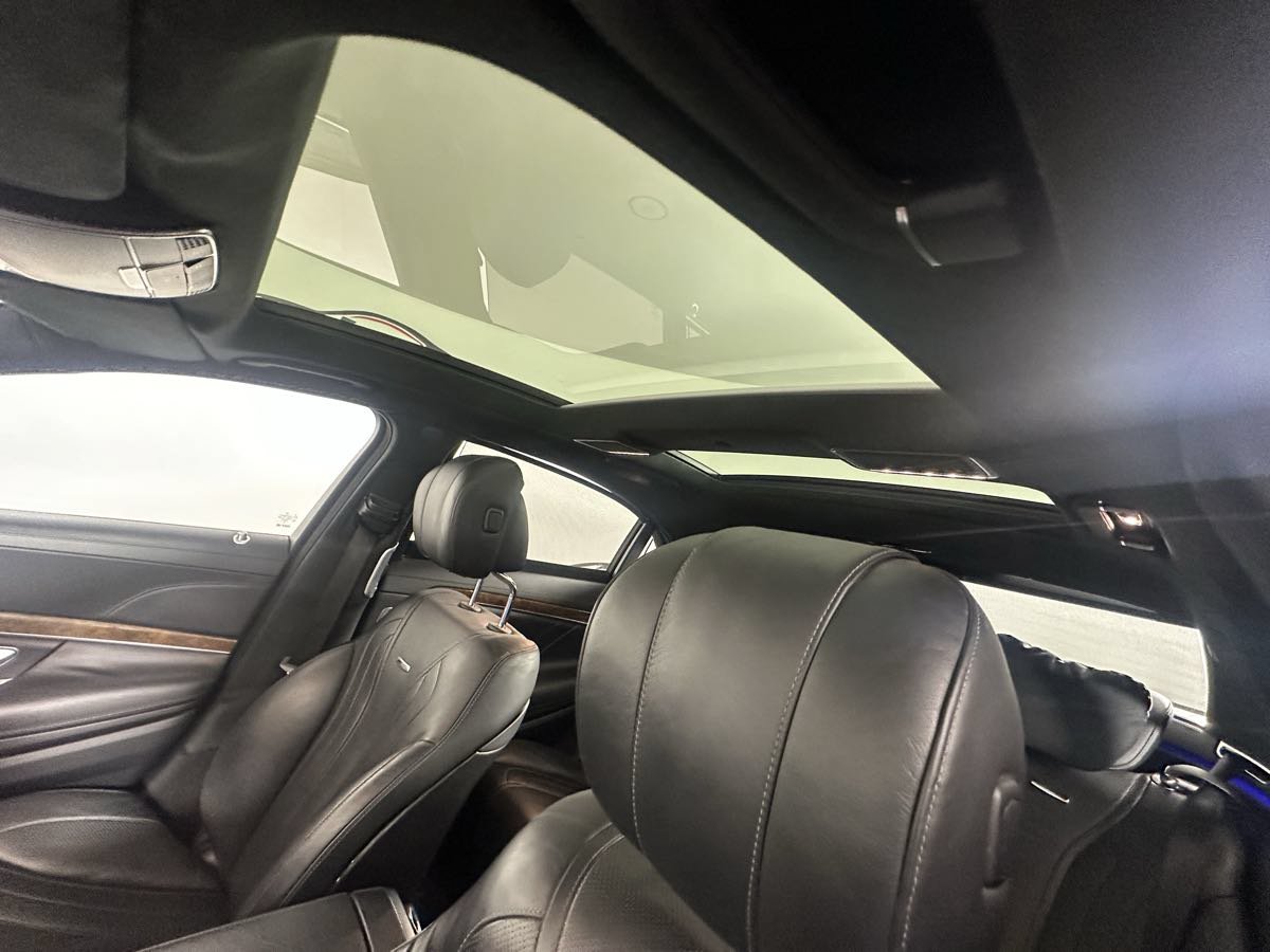 Used 2014 Mercedes-Benz S 63 AMG 4MATIC Sedan image 27