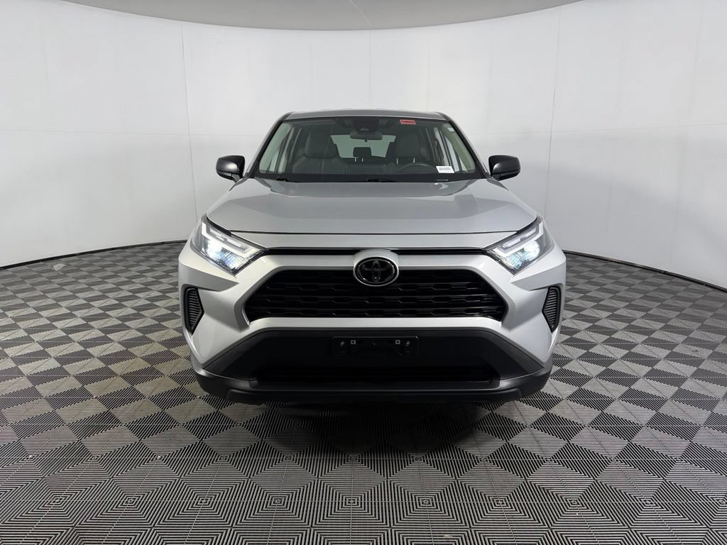 Used 2025 Toyota RAV4 LE FWD image 4