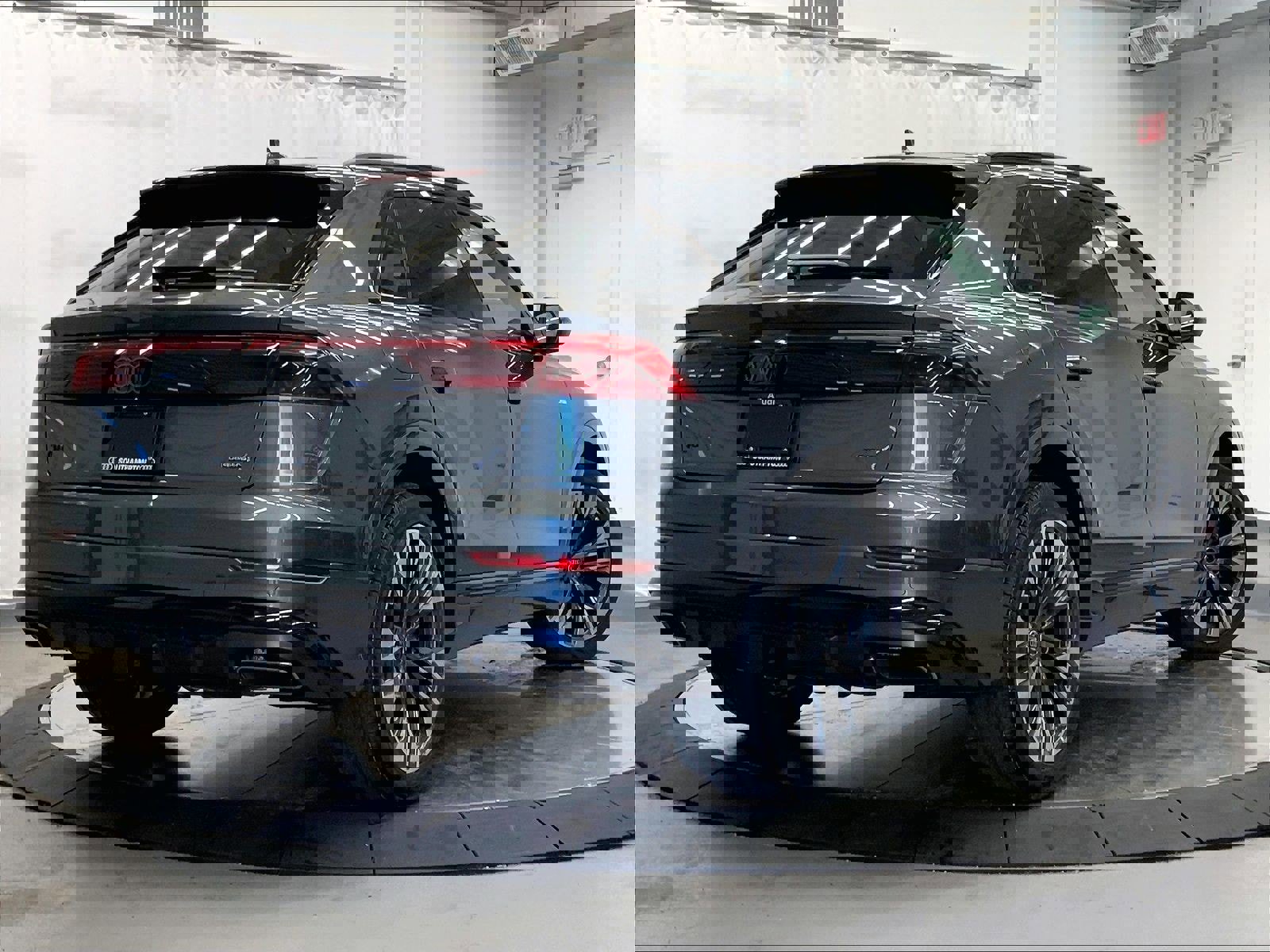 New 2026 Audi Q8 Premium Plus AWD/4WD image 10